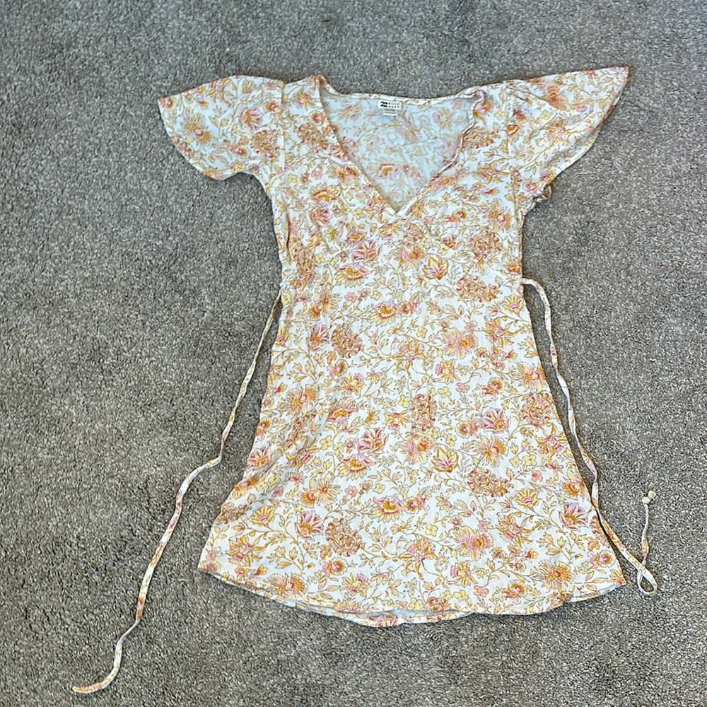 BILLABONG coverup dress